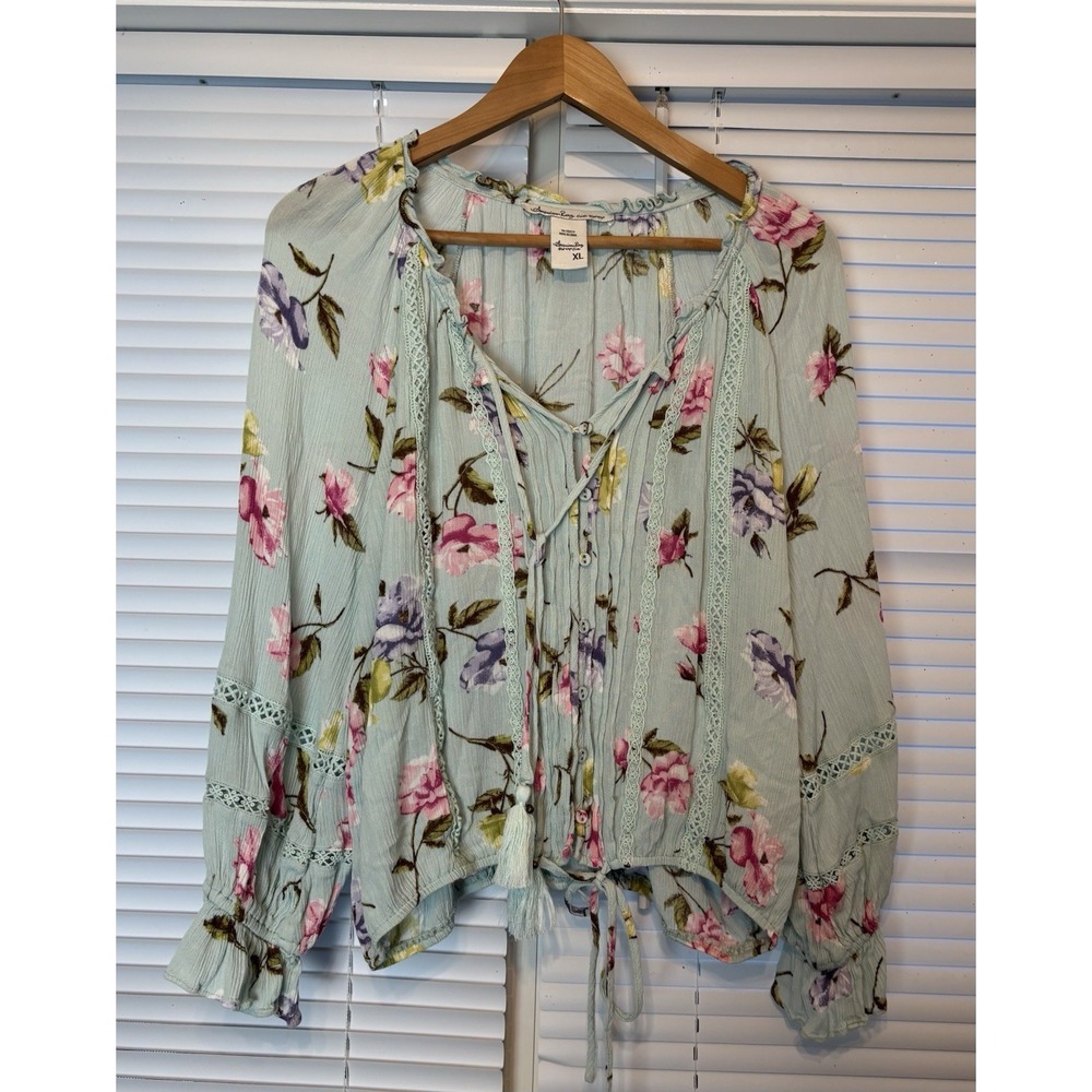 American Rag Cie Floral Boho Blouse Size XL Lace Crochet Trim Tassel Peasant Top